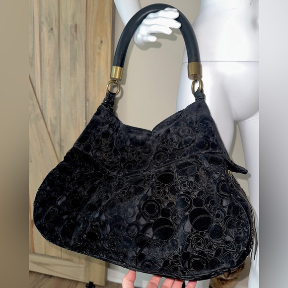Spectacular lVintage R&Y Augousti black suede leather bronze handbag larg… - Picture 2 of 7